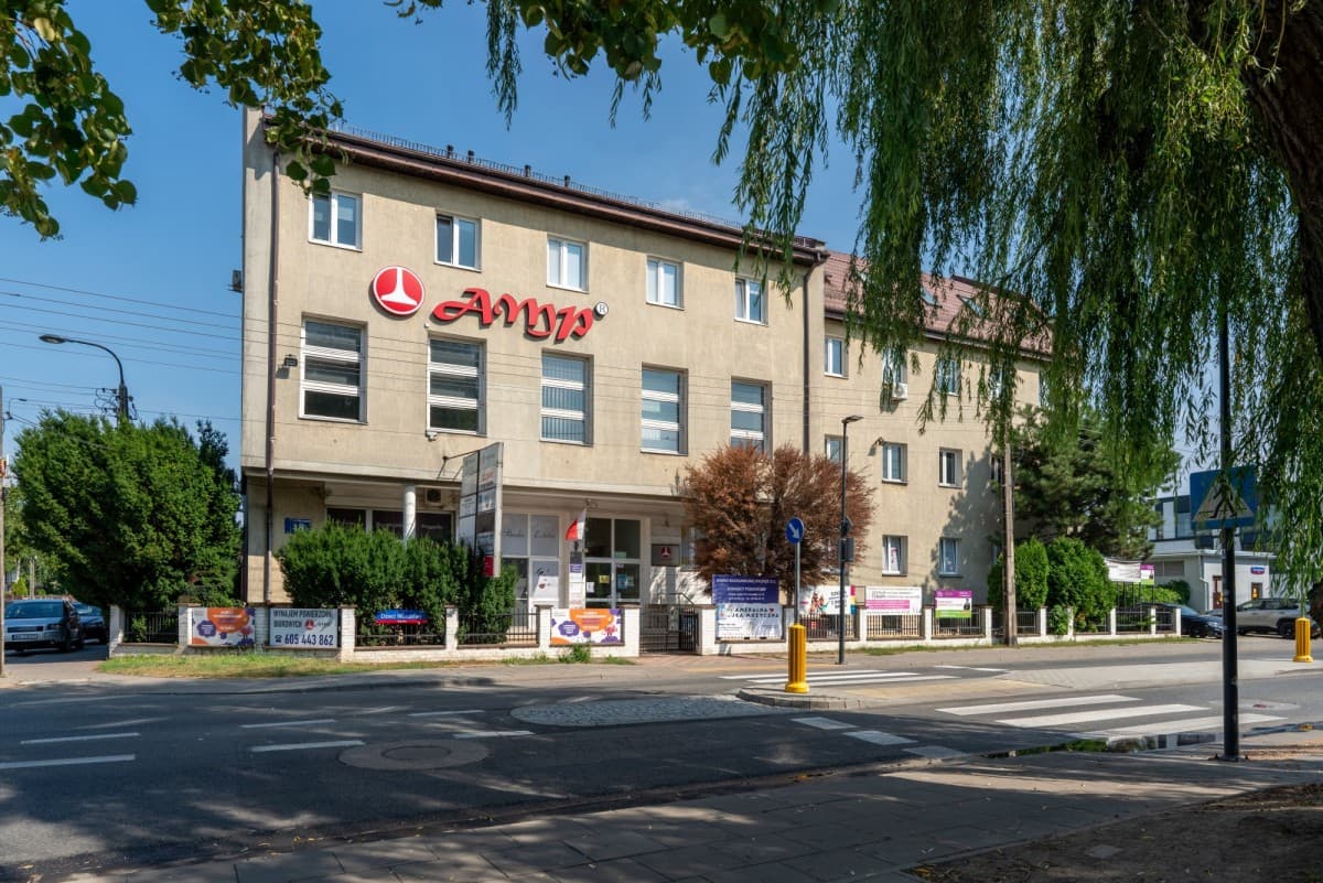 Офисно-сервисный комплекс в центре Урсуса – 2