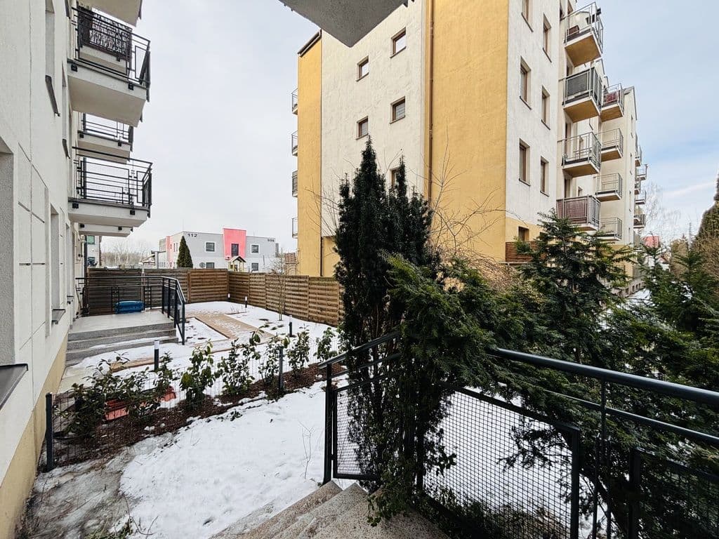 Просторная квартира с садом у PKP Piaseczno – 11