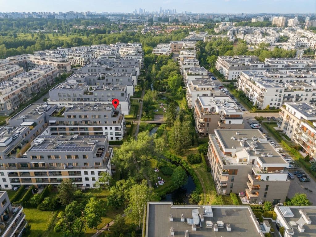 Стильная квартира с террасой с видом на парк – 12