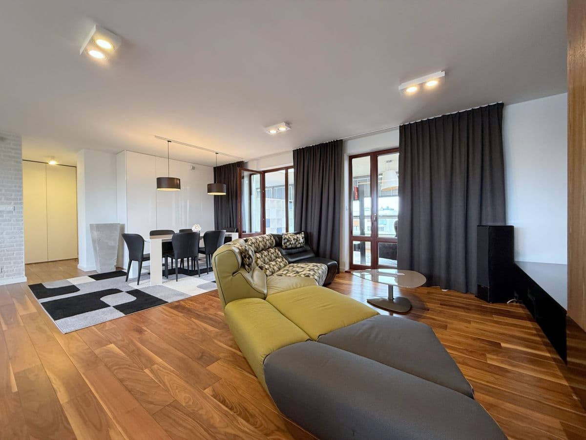 Просторная квартира 148 м² с зимним садом – 3